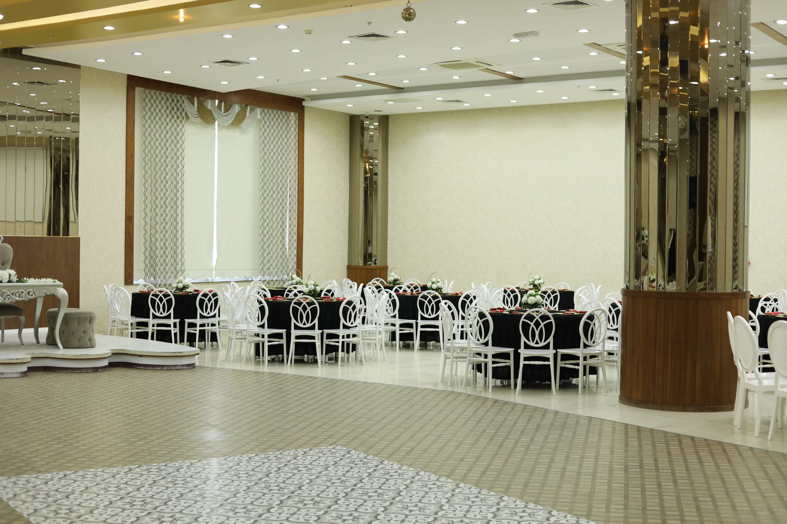 Salon Gloria düğün salonu dekorasyon detayı — Güneştepe Davet Bursa