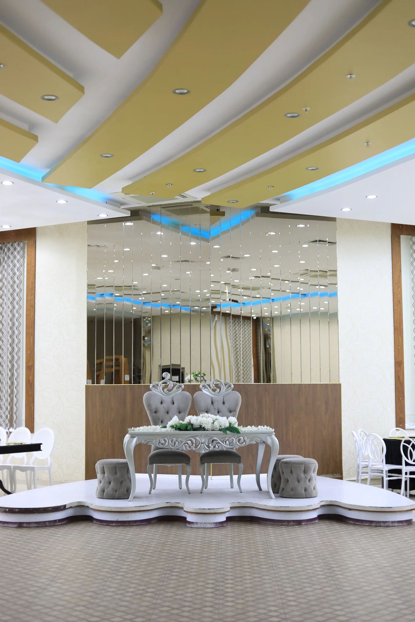 salon gloria-.6