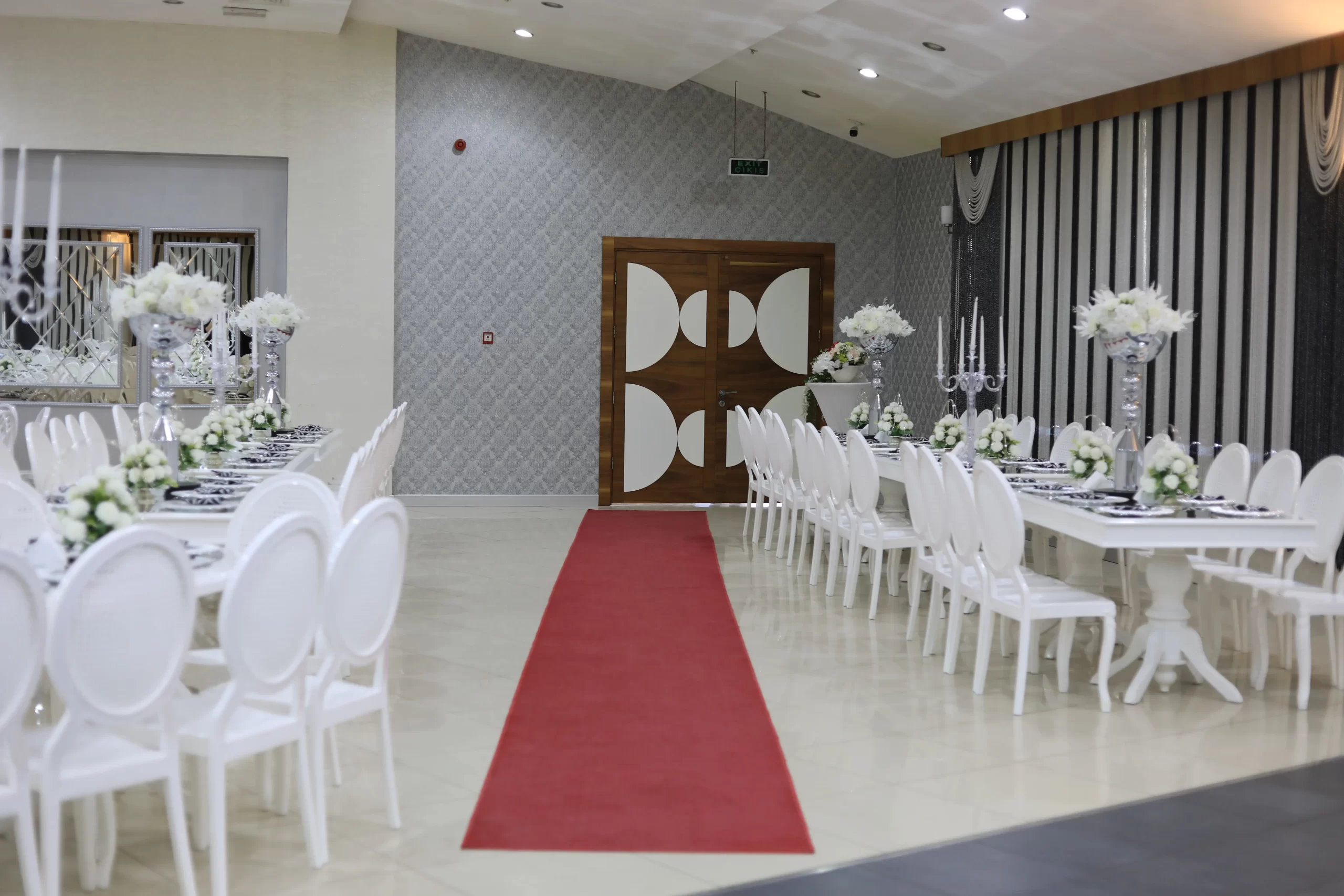 Güneştepe Davet Salon Teras düğün salonu iç mekan görünümü — Bursa Osmangazi